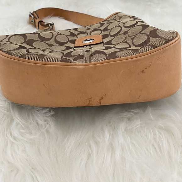 Coach Handbag - Picture 2 of 6